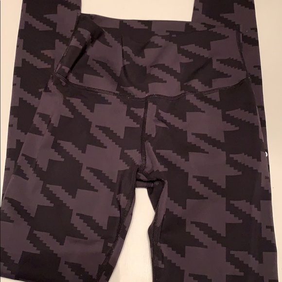 Alo high waisted air brush houndstooth legging M - Picture 2 of 5